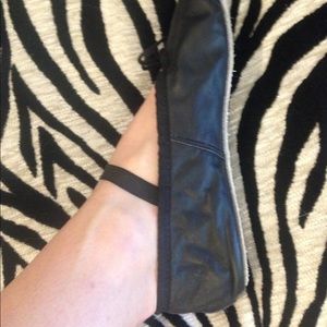 Capezio Shoes - Capezio Debut Ballet Slippers size 8 M Capezio Shoes - Capezio Debut Ballet Slippers size 8 M